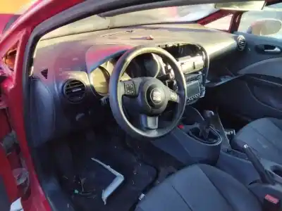 Veículo de Sucata seat leon (1p1) comfort limited do ano 2001 alimentado bkc