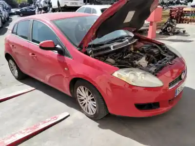 Veículo de Sucata fiat bravo (198) 1.6 16v active multijet (77kw) do ano 2001 alimentado 