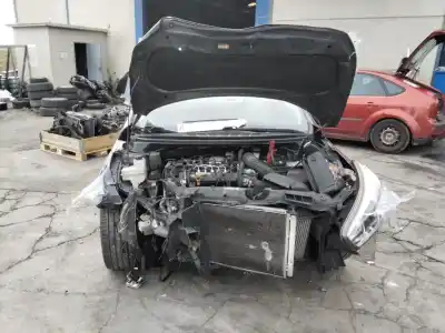 Scrapping Vehicle kia ceed drive 136 cv / 100 kw of the year 2001 powered d4fb