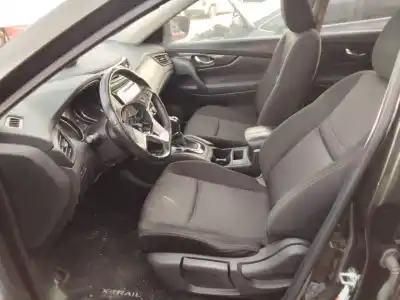 Scrapping Vehicle nissan x-trail (t32) acenta 4x4 of the year 2001 powered m9ra868