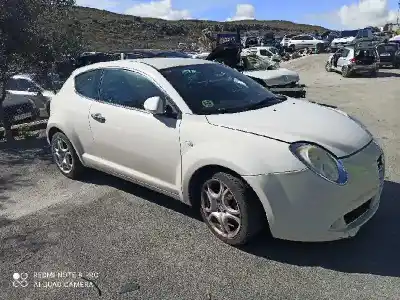 Veículo de Sucata alfa romeo mito (145) distinctive do ano 2001 alimentado 199a3000