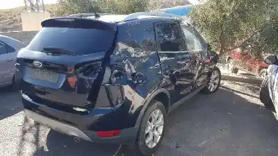 Sloopvoertuig ford kuga (cbs) titanium van het jaar 2001 aangedreven 