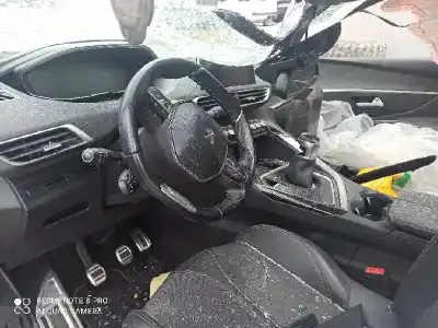 Здавання транспортного засобу peugeot 3008 monospace (0u_) 2.0 hdi 150 / bluehdi 150 року 2001 потужний dw10f