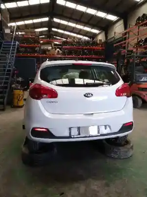 Здавання транспортного засобу KIA CEED (JD) 1.4 Concept року 2001 потужний G4FA