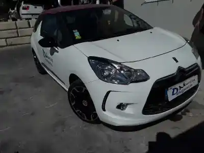 Veículo de Sucata citroen ds3 techno style do ano 2001 alimentado 9hp