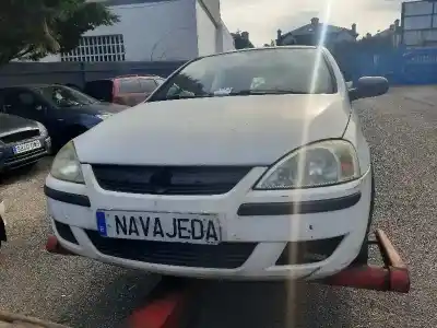 Veicolo di demolizione OPEL CORSA C Cosmo dell'anno 2004 alimentato Z10XEP