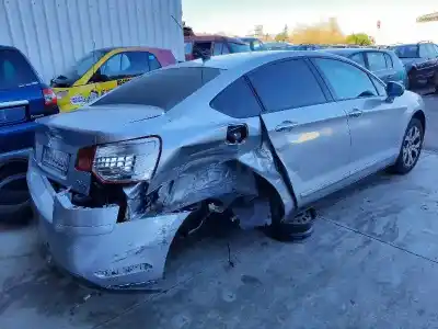 Veículo de Sucata citroen c5 berlina premier (e) do ano 2009 alimentado rhr