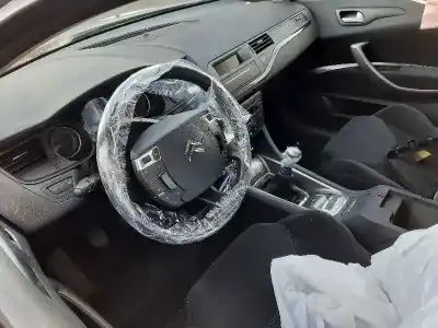 Veículo de Sucata citroen c5 berlina premier (e) do ano 2009 alimentado rhr