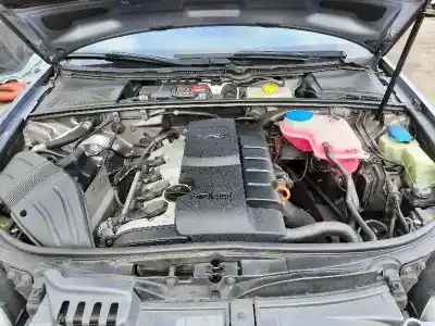 Veículo de Sucata audi a4 berlina (8e) 2.0 tfsi (147kw) do ano 2005 alimentado bgb