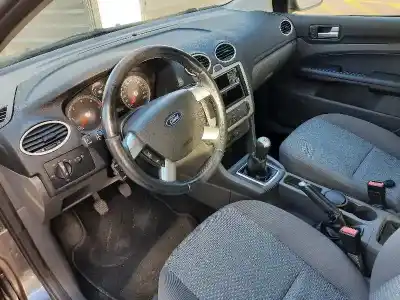 Veículo de Sucata ford focus berlina (cap) ambiente (d) do ano 2006 alimentado hhda