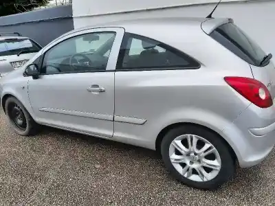 Veicolo di demolizione opel corsa c essentia dell'anno 2007 alimentato z12xep