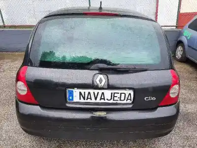 Vehicul casat OTRAS MARCAS CLIO II FASE II (B/CB0) Campus al anului 2003 alimentat D4F712