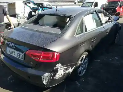 Veículo de Sucata audi a4 berlina (b8) básico do ano 2010 alimentado cahb