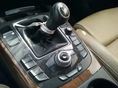 Veículo de Sucata audi a4 berlina (b8) básico do ano 2010 alimentado cahb