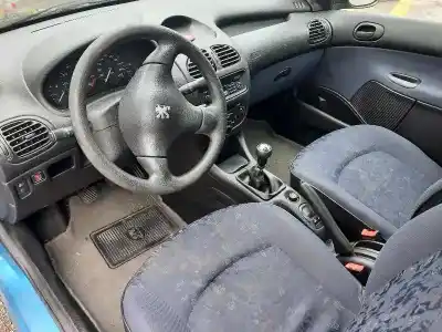 Verschrottungsfahrzeug peugeot                                            206 berlina                                                                                                                                                                                                                                                xr                                                                                                                                                                                                                                                         des jahres 2000 angetrieben kfx