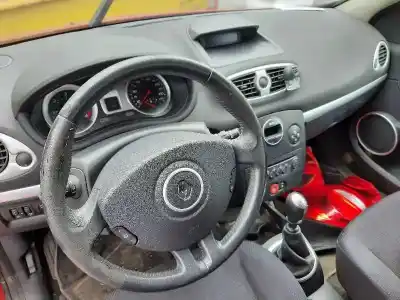 Scrapping Vehicle renault clio iii confort dynamique of the year 2007 powered k9k764