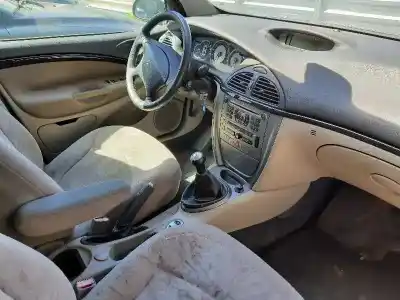 Véhicule à la ferraille citroen c5 berlina audace de l'année 2007 alimenté rfj