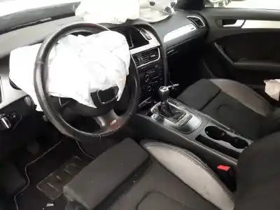 Здавання транспортного засобу audi a4 avant (8k5) (2008) básico року 2010 потужний cag