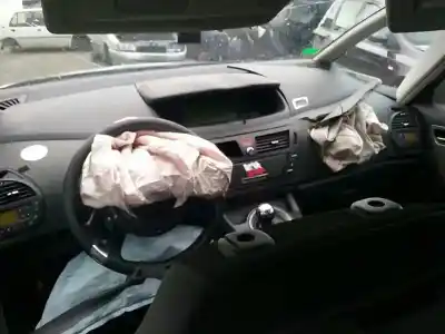 Scrapping Vehicle citroen c4 picasso exclusive of the year 2009 powered 9hz Scrapping Vehicle citroen c4 picasso exclusive of the year 2009 powered 9hz