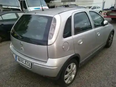 Veicolo di demolizione OPEL CORSA C Essentia dell'anno 2005 alimentato Z12XEP