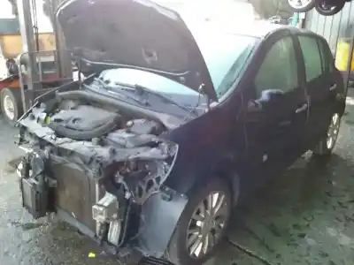 Здавання транспортного засобу renault clio iii exception року 2008 потужний k9k766