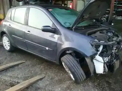 Здавання транспортного засобу renault clio iii exception року 2008 потужний k9k766