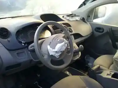 Veículo de Sucata renault kangoo expression do ano 2008 alimentado k9k802