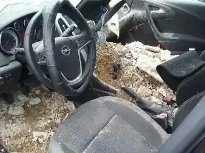 Veículo de Sucata opel astra j lim. selective do ano 2015 alimentado b16dtl