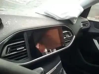 Veículo de Sucata peugeot 308 style do ano 2013 alimentado 9h05