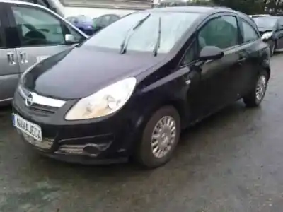 Sloopvoertuig opel corsa d cosmo van het jaar 2011 aangedreven a12xer