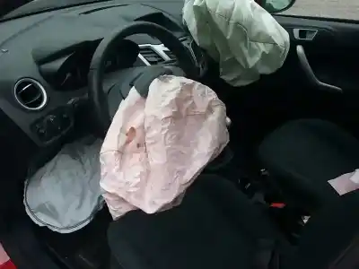 Veículo de Sucata ford fiesta (cb1) trend do ano 2012 alimentado kvja