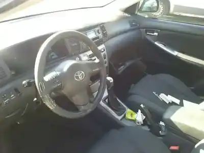 Scrapping Vehicle toyota corolla (e12) 2.0 d-4d linea luna berlina of the year 2006 powered 1cdftv