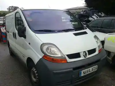 Vehículo de desguace RENAULT TRAFIC CAJA CERRADA (AB 4.01) L1H1 Caja cerrada. corto del año 2003 con motor F9Q760