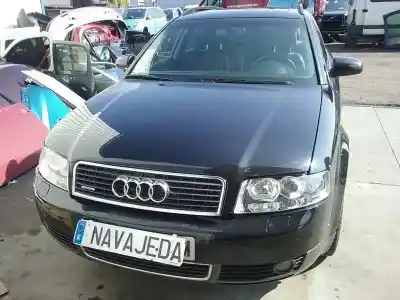 Scrapping Vehicle audi a4 avant (8e) 2.5 tdi quattro (132kw) of the year 2006 powered ake