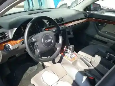 Scrapping Vehicle audi a4 avant (8e) 2.5 tdi quattro (132kw) of the year 2006 powered ake