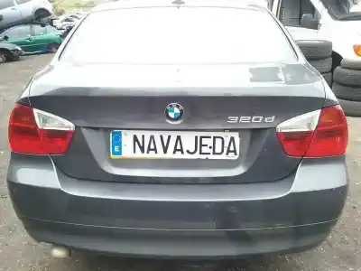 Veículo de Sucata BMW SERIE 3 BERLINA (E90) 320d do ano 2004 alimentado M47T2