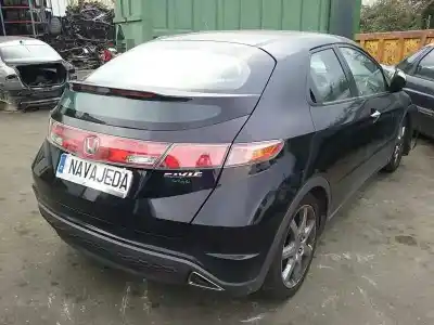 Scrapping Vehicle HONDA CIVIC LIM.4 (FD) 1.8 ES of the year 2007 powered R18A2