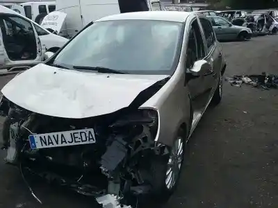 Здавання транспортного засобу RENAULT CLIO III Confort Dynamique року 2007 потужний K9K766