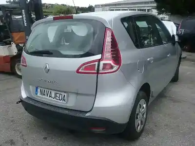 Sloopvoertuig RENAULT SCENIC III Emotion van het jaar 2010 aangedreven K4M858