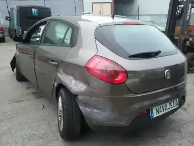 Veicolo di demolizione FIAT BRAVO (198) 1.9 Dynamic Multijet dell'anno 2008 alimentato 192A8000