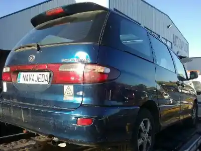 Sloopvoertuig TOYOTA PREVIA (R30) 2.0 D-4D Terra van het jaar 2002 aangedreven 1CDFTV