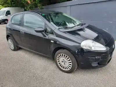 Veículo de Sucata fiat punto (199) pop do ano 2005 alimentado 350a1000