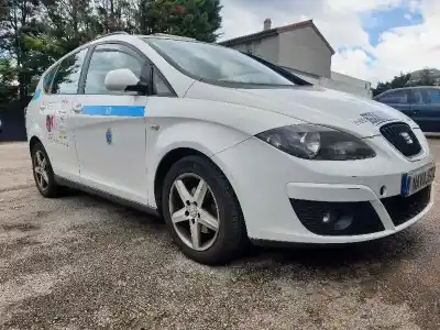Scrapping Vehicle seat altea xl (5p5) reference of the year 2010 powered chga