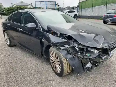 Veículo de Sucata opel insignia grand sport excellence do ano 2018 alimentado b15sft