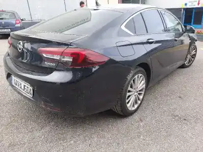 Veículo de Sucata opel insignia grand sport excellence do ano 2018 alimentado b15sft