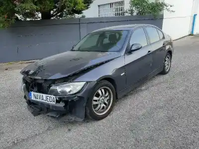 Veículo de Sucata bmw serie 3 berlina (e90) 320d do ano 2006 alimentado 204d4