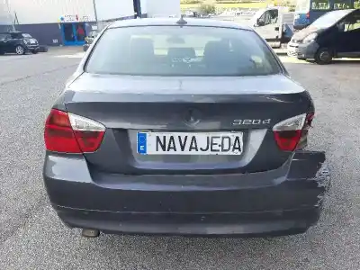Veículo de Sucata bmw serie 3 berlina (e90) 320d do ano 2006 alimentado 204d4