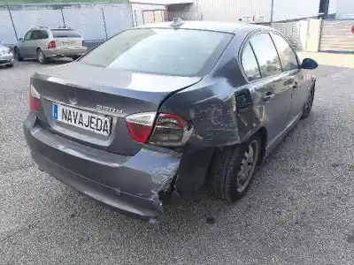 Veículo de Sucata bmw serie 3 berlina (e90) 320d do ano 2006 alimentado 204d4