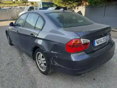 Veículo de Sucata bmw serie 3 berlina (e90) 320d do ano 2006 alimentado 204d4