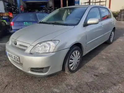 Veículo de Sucata toyota corolla (e12) 2.0 d-4d linea luna berlina do ano 2007 alimentado 1cd-ftv